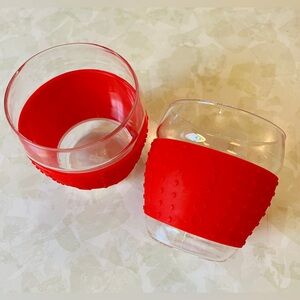 Bodum drinking glasses with red grips in great condition! 🥤